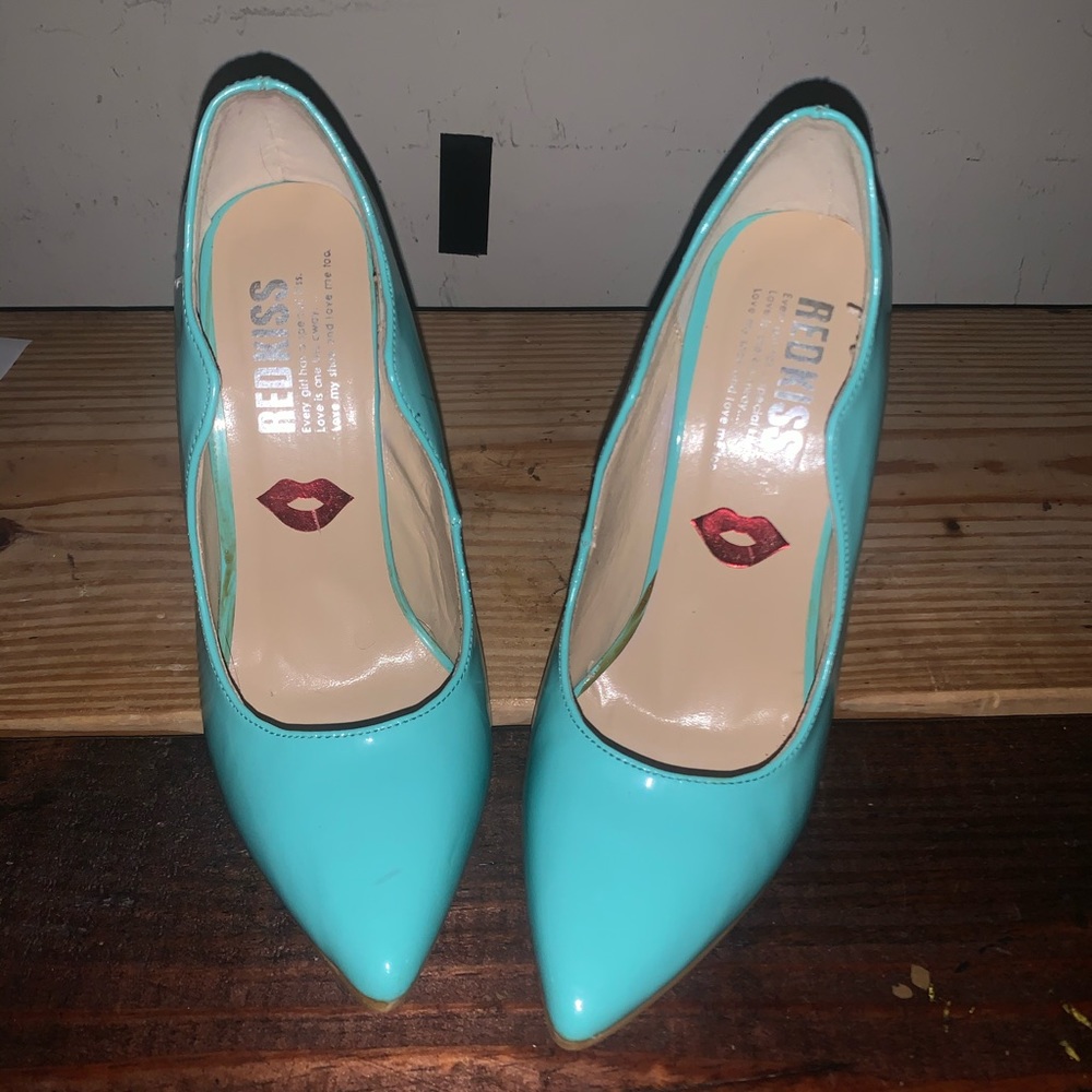 High heels - Picture 4 of 4